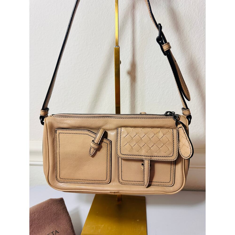 Bottega Veneta Shoulder Bag with dustbag - Picture 2 of 16